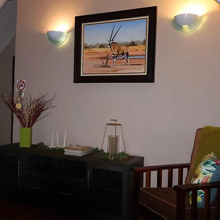 Bed and Breakfast The Leopard Tree Polokwane Esterno foto