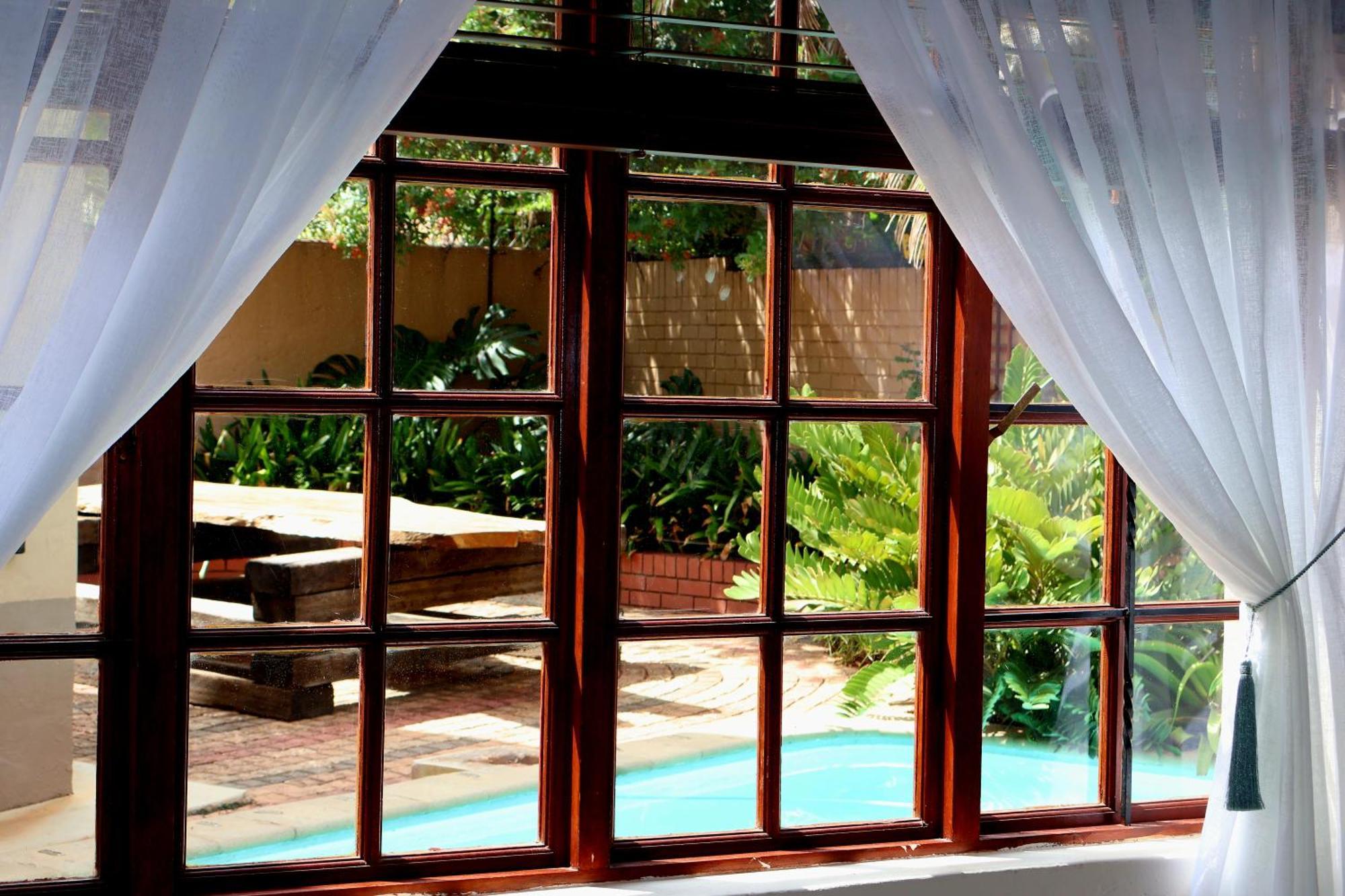 Bed and Breakfast The Leopard Tree Polokwane Esterno foto