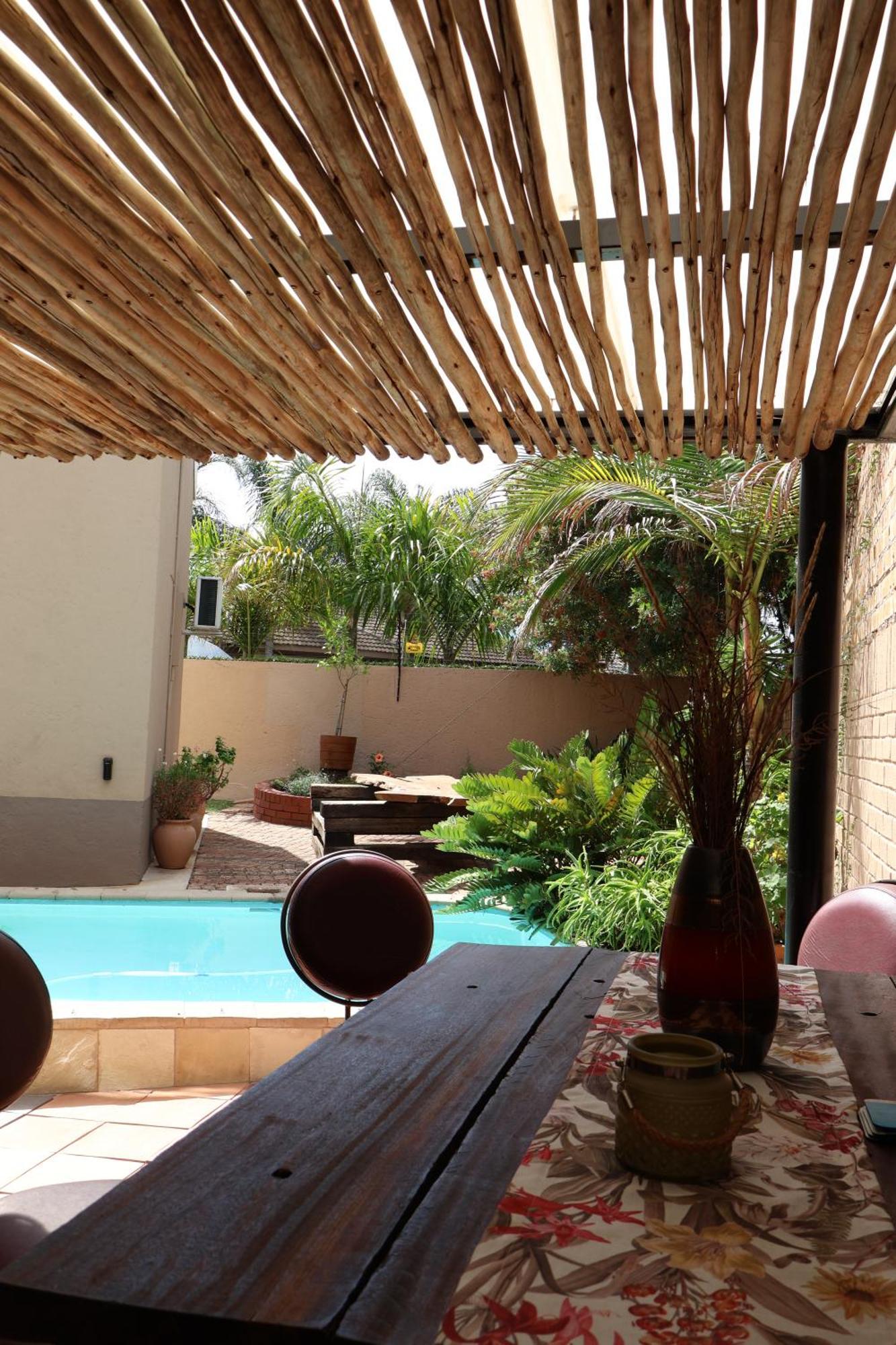 Bed and Breakfast The Leopard Tree Polokwane Esterno foto
