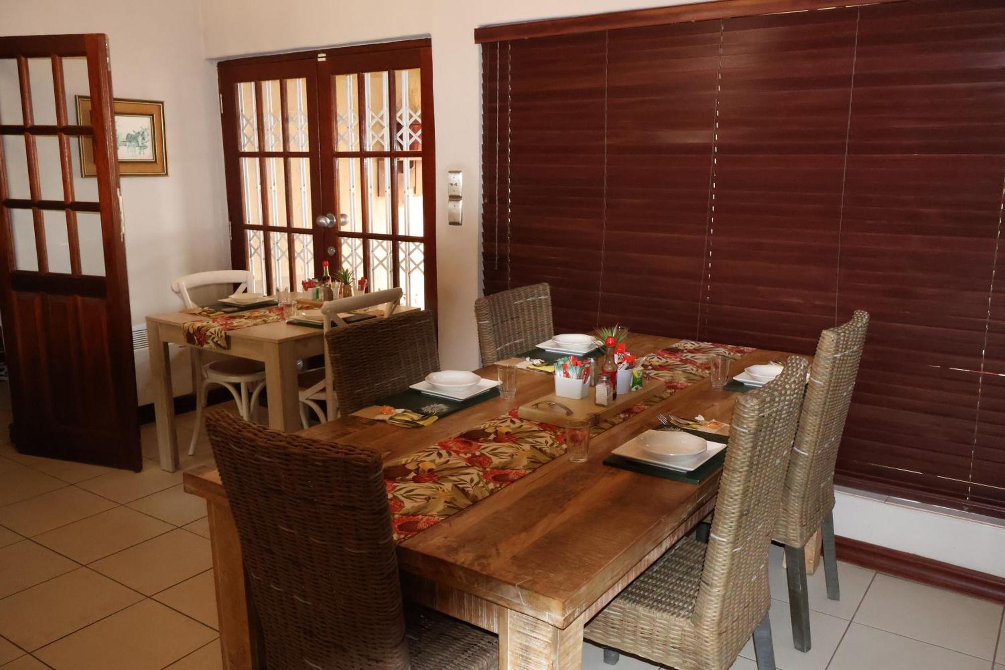 Bed and Breakfast The Leopard Tree Polokwane Esterno foto