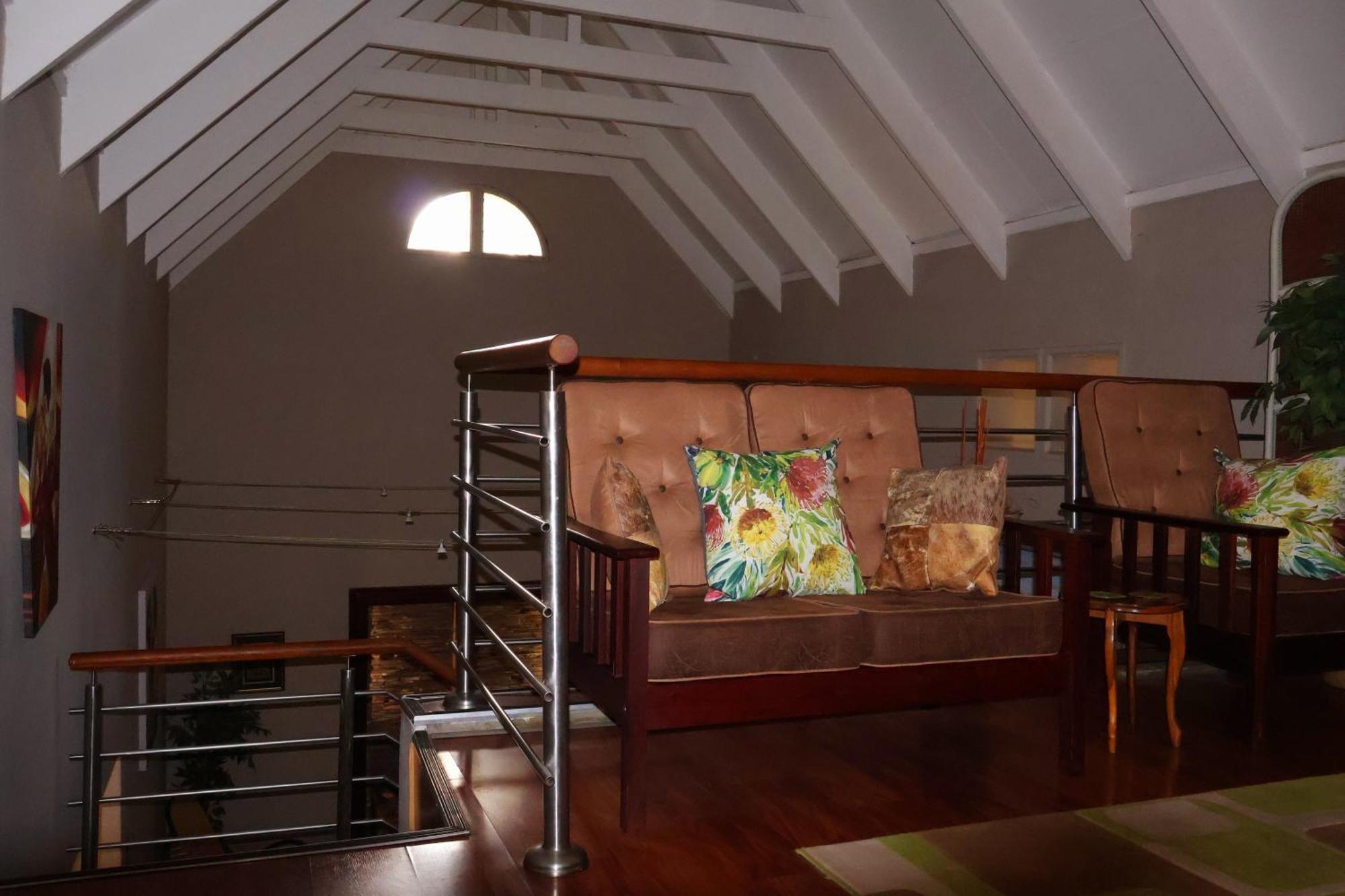 Bed and Breakfast The Leopard Tree Polokwane Esterno foto