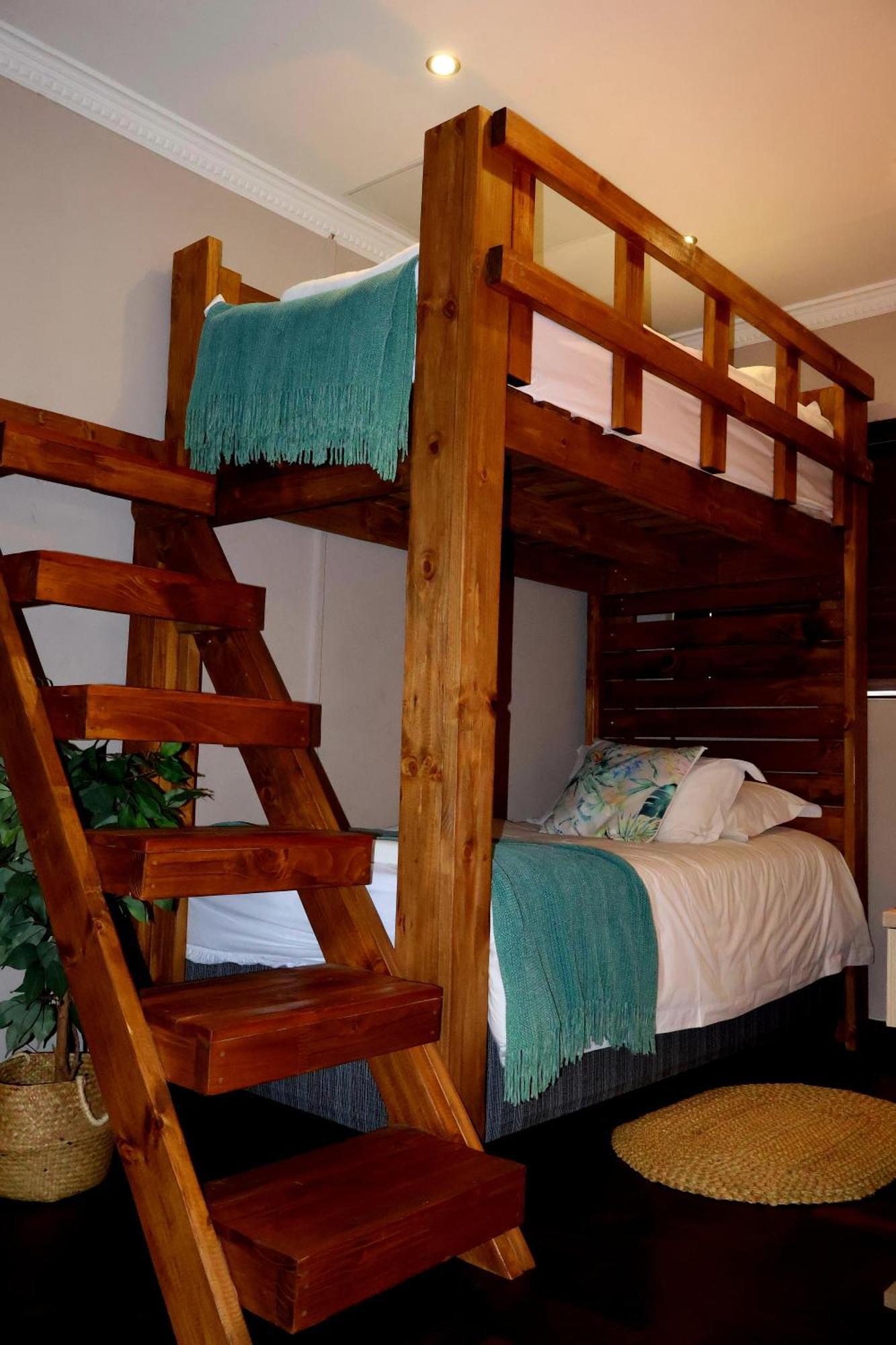 Bed and Breakfast The Leopard Tree Polokwane Esterno foto